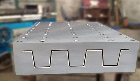 如何確定哪些操作會(huì)對(duì)玻璃鋼拉擠模具產(chǎn)生影響？