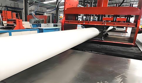 玻璃纖維拉擠設備牽引區的安全隱患